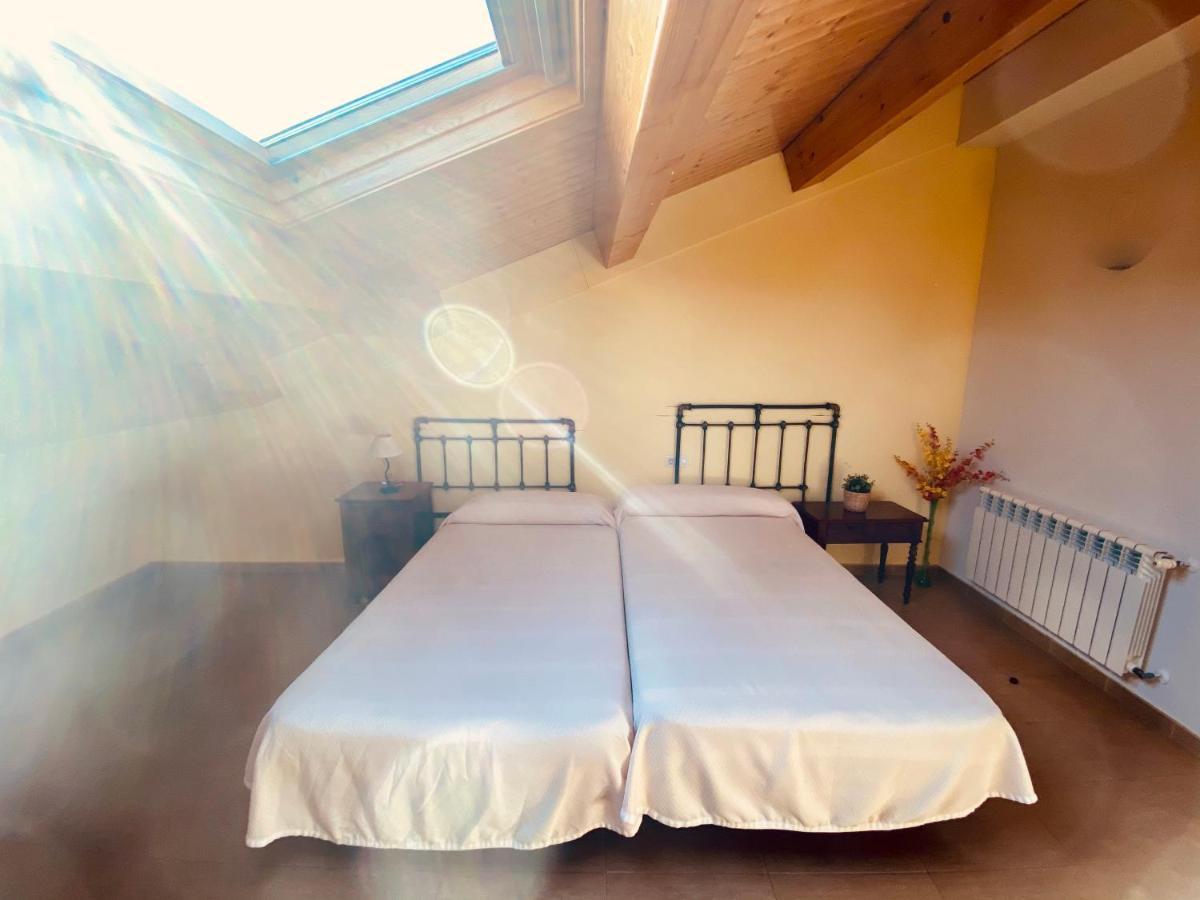 Хостел Albergue Internacional Саррия Экстерьер фото