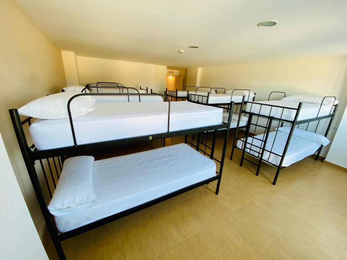 Хостел Albergue Internacional Саррия Экстерьер фото