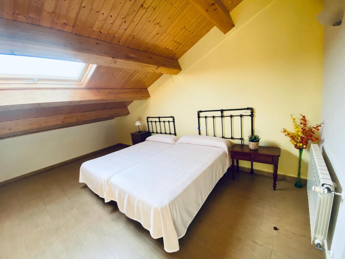 Хостел Albergue Internacional Саррия Экстерьер фото